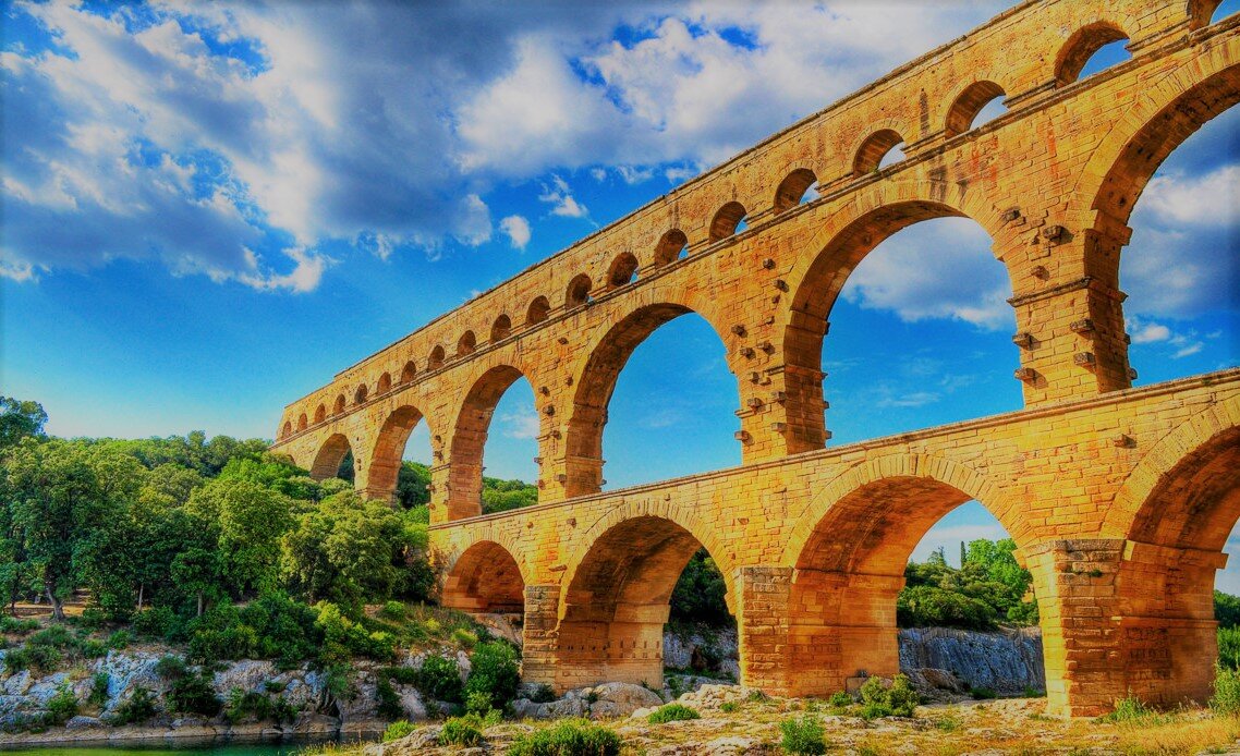 Архитектура моста впечатляет, особенно если учесть, что мост построен в I в.н.э.
