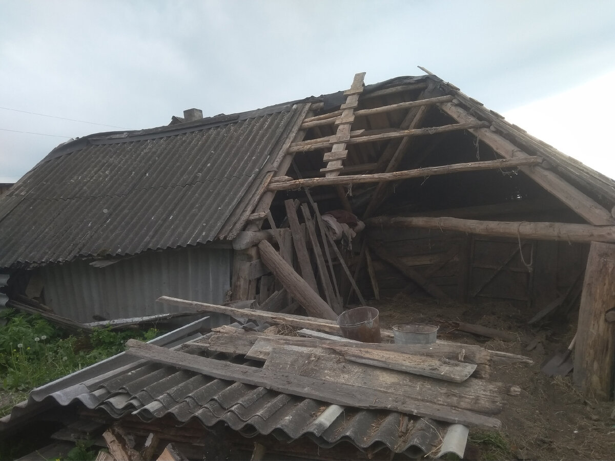 Все пришло в негодность - все на слом. Фото автора