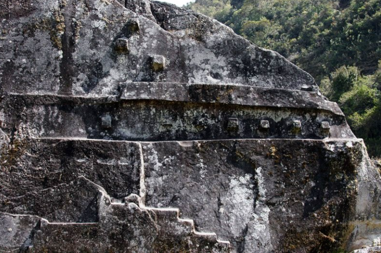 Фото: https://zhitanska.com/content/zagadki-yurak-rumi-peru/