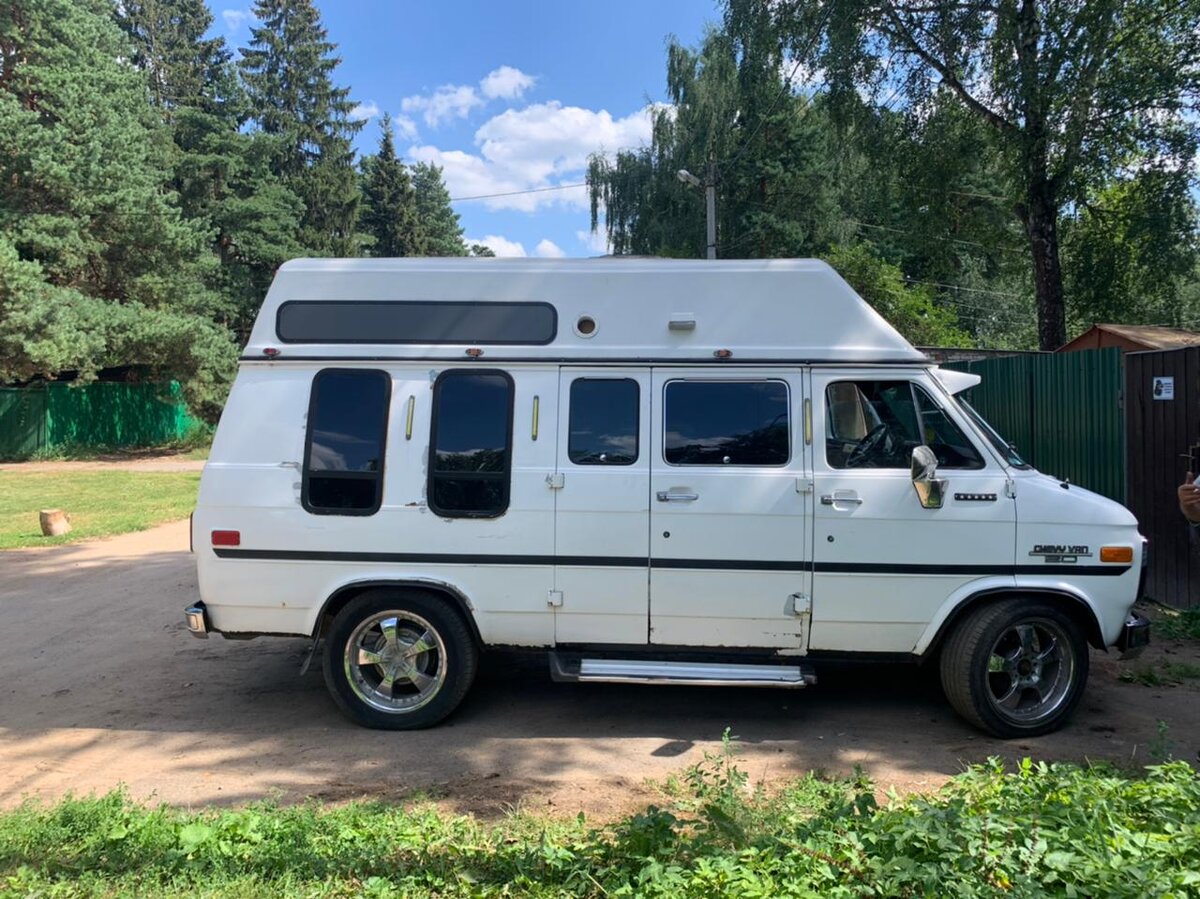 Вот один из экземпляров над покупкой которого я размышляю в данный момент. Состояние у него, мягко говоря, среднее, Но критических проблем вроде бы нет.