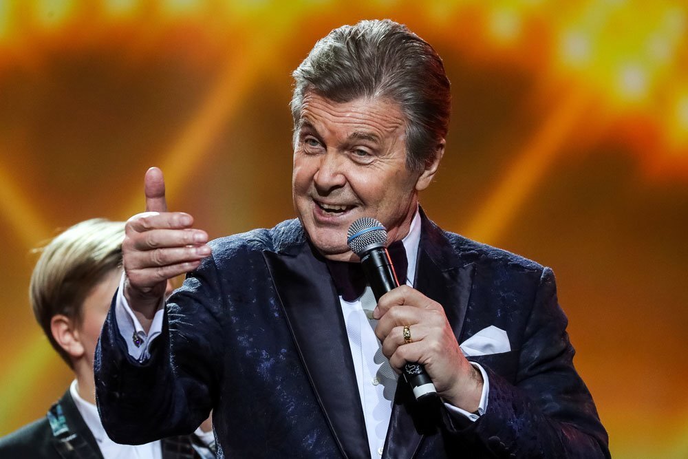 Лев Лещенко