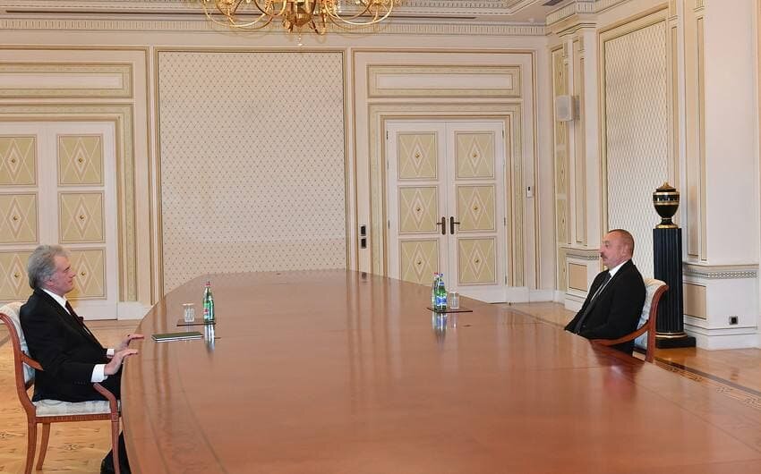 Президент Азербайджана Ильхам Алиев принял у себя экс-президента Украины Виктор Ющенко