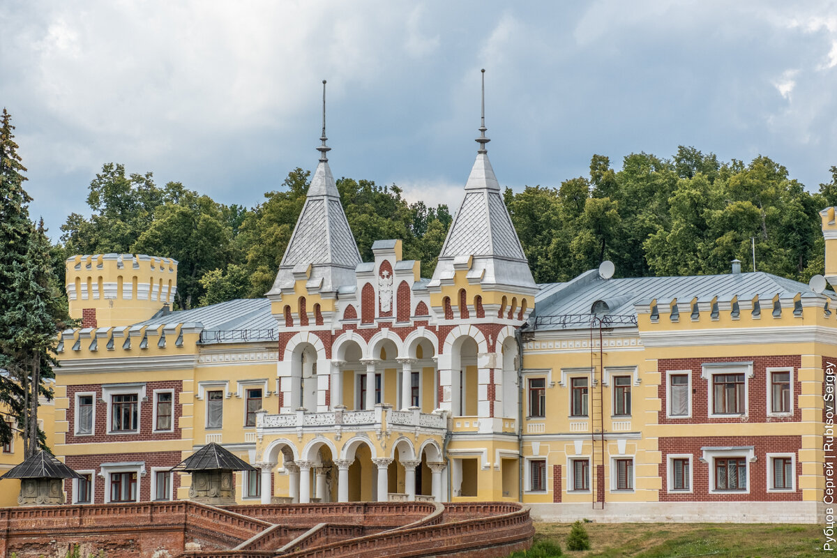 Кирицы усадьба фон. Кирицы Шехтель. Усадьба Кирицы. Кирицы усадьба фон Дервиза. Кирицы замок Золушки.