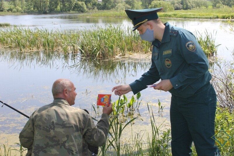 На даче у Тинькова: астраханская рыбалка миллиардера