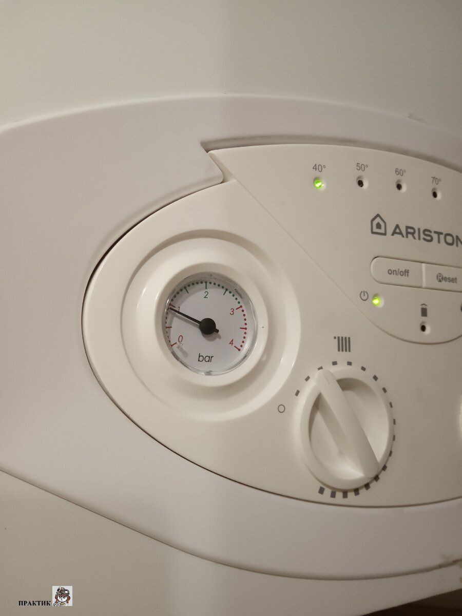 Манометр на котле отопления. фото автора