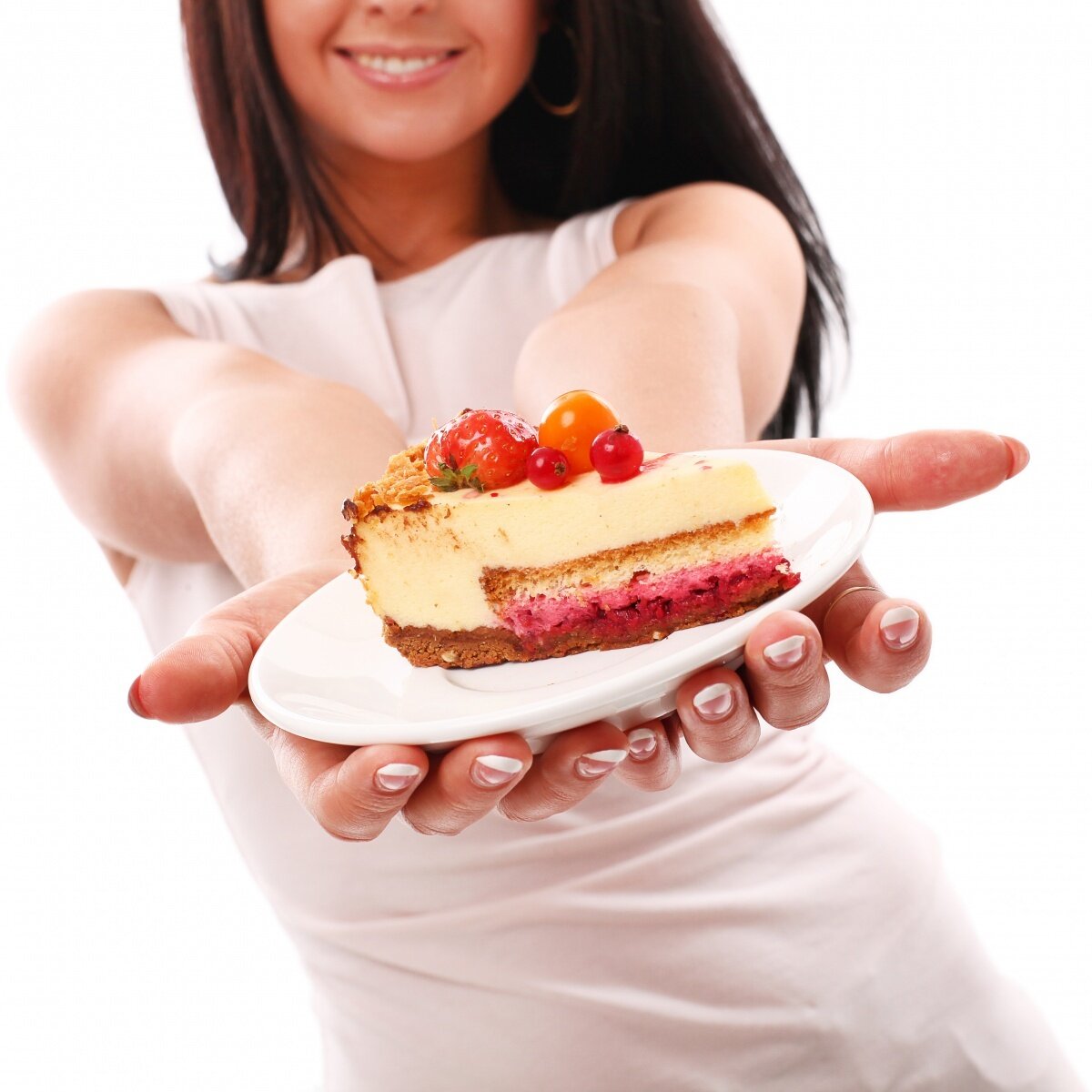 Дарю еду. Торт для девушки. Девушка с пирожным. Девушка с тортиком в руках.