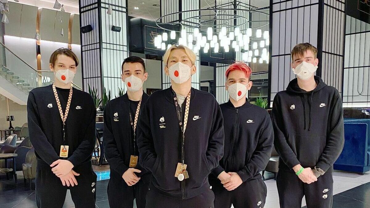    Состав команды по киберспорту "Team Spirit"© Соцсети команды "Team Spirit"