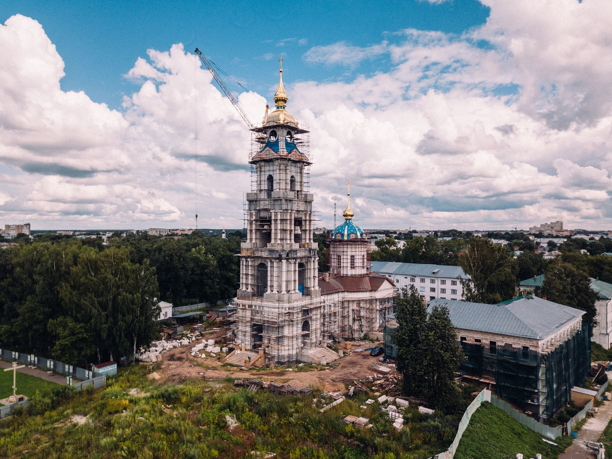 Кострома 21. Колокольня Богоявленского собора Кострома. Богоявленский собор Костромского Кремля. Кострома Кремль. Кострома Костромской Кремль.