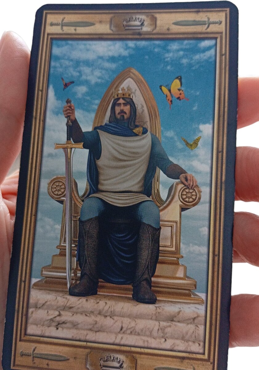 "Ну как ты так можешь!"- он в бешенстве.