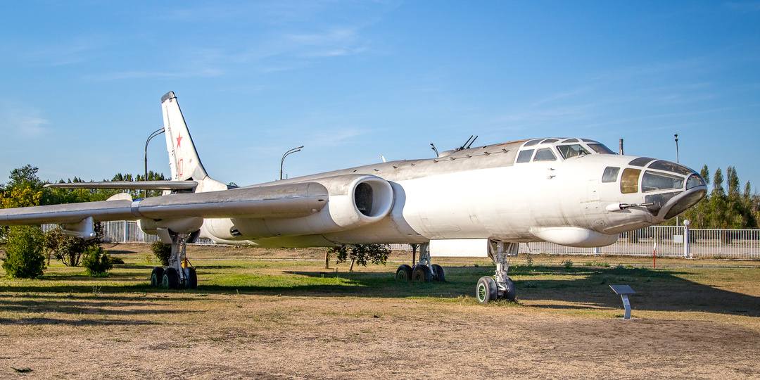 Дальний бомбардировщик, на основое которого создали первый в СССР пассажирский реактивный лайнер