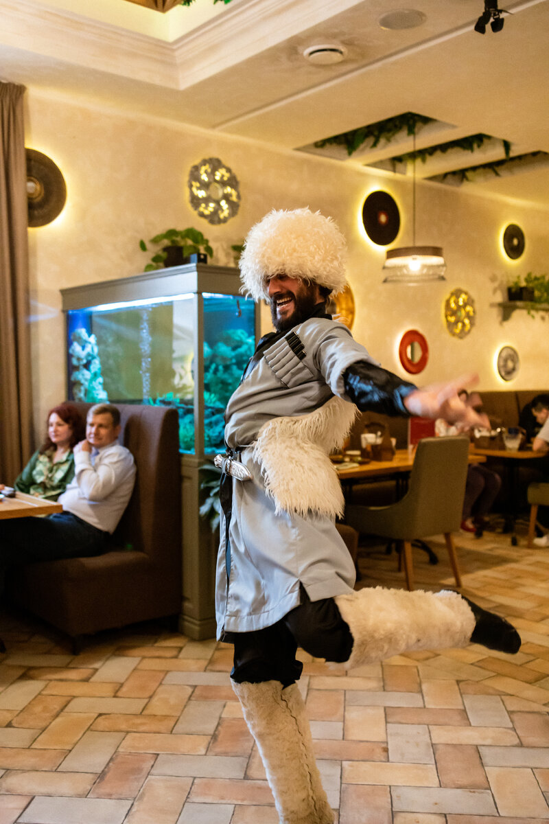 В кафе Ван Гоги всегда рады гостям