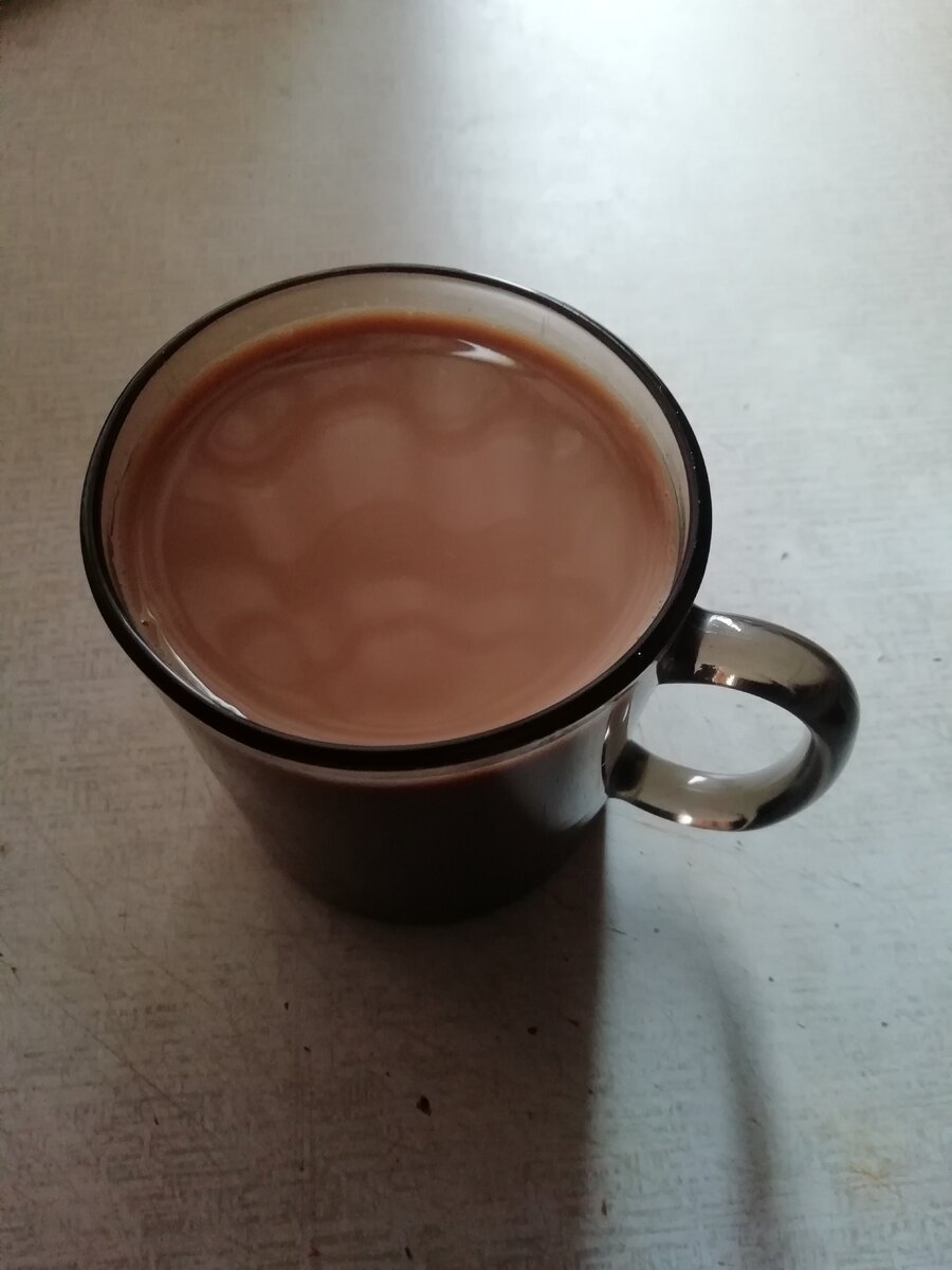 Сегодня чашка другая🤭 у мужа позаимствовала 