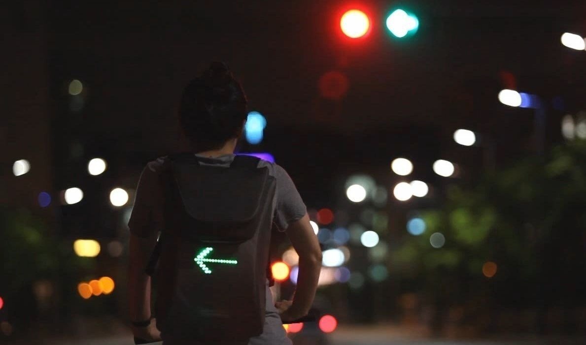   Велосипедный рюкзак с поворотниками RIDECYLE 