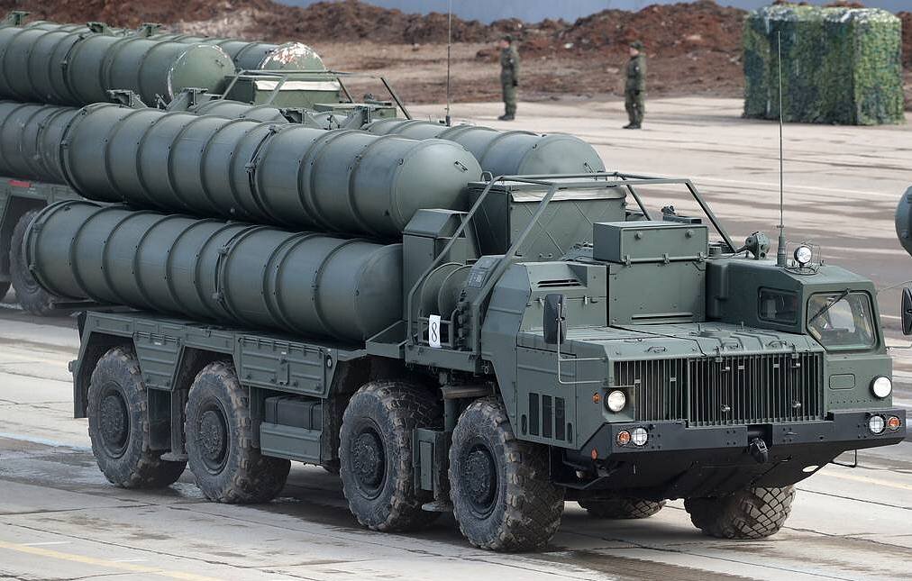 Пусковая установка ЗРК С-400