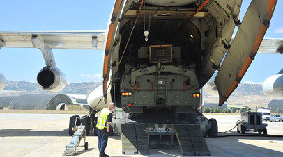 «Уничтожить или вернуть»: почему США призвали Турцию избавиться от российских С-400Представитель Госдепартамента призвал Турцию уничтожить, вернуть или каким-либо другим способом избавиться от российских С-400. Он...