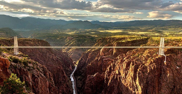 Фото: Royalgorgebridge