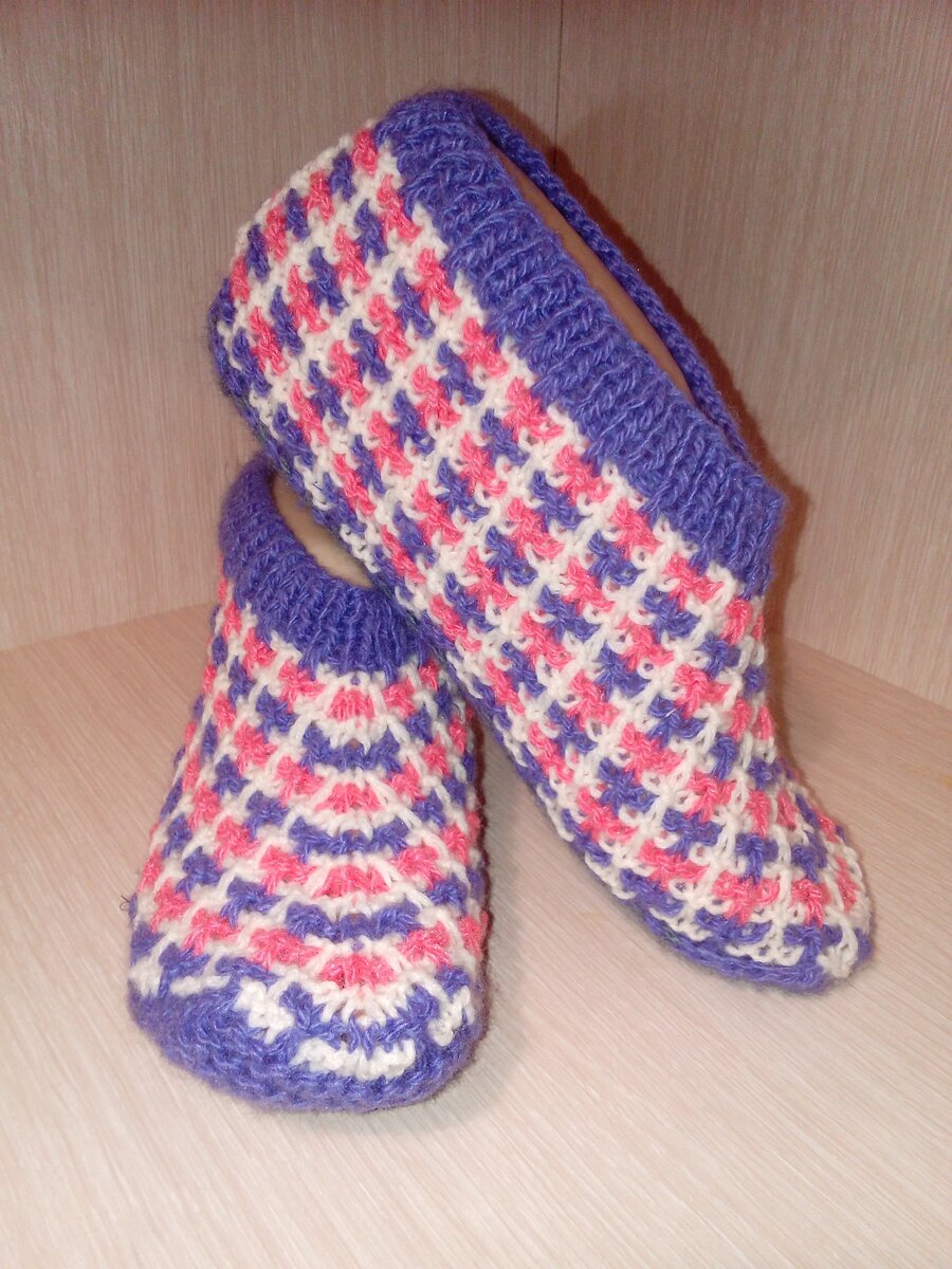 Так выглядит рисунок из двух и трех цветов.