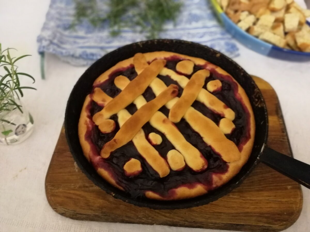 Бабушкин пирог с вишней