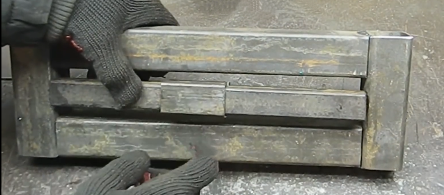 Направляющая для тисков.