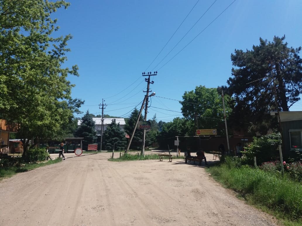 Въезд в с/т "Дубки"