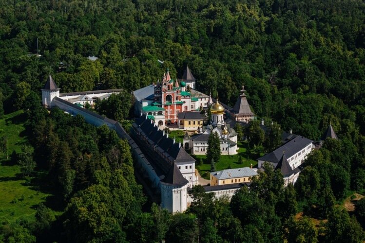Саввино-Сторожевский монастырь с высоты птичьего полёта. Фото из интернета.