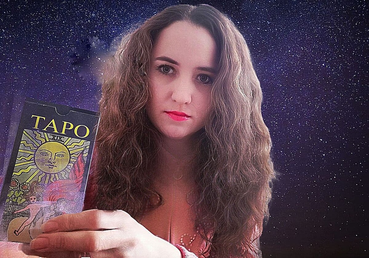 Карты Таро - это универсальный инструмент, который помогает рассматривать разные сферы жизни 