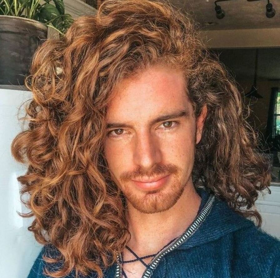 пышные волосы. кудрявый парень с бородой. кудрявые люди. кудрявые волосы и борода. кудрявые волосы афроамериканцев.