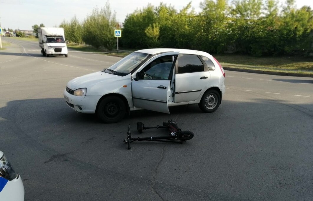 Вот как то так бывает. Хорошо, если самокатчик отделался только ушибами. Фото из сети