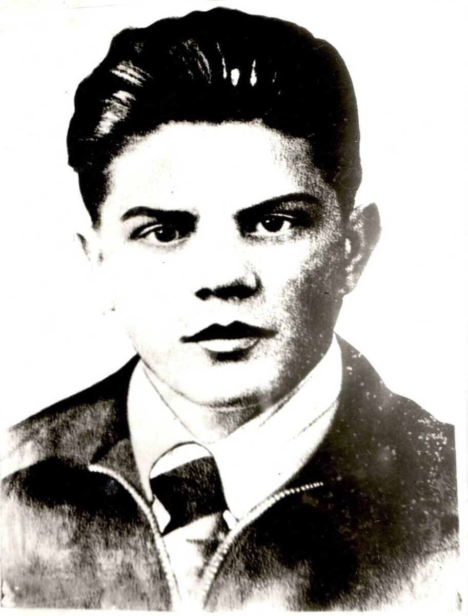 Виктор Щепалин до службы в армии. Яндекс Картинки