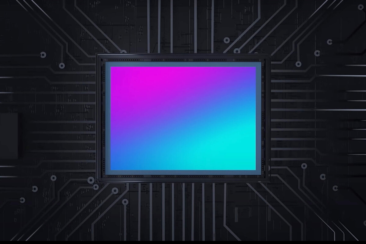 Сенсор камеры выглядит примерно так (естественно, там нет такого красивого градиента)