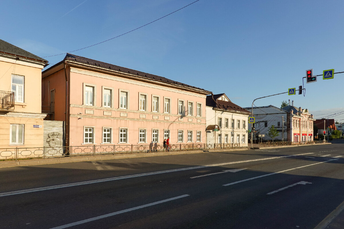 Советская площадь, 3