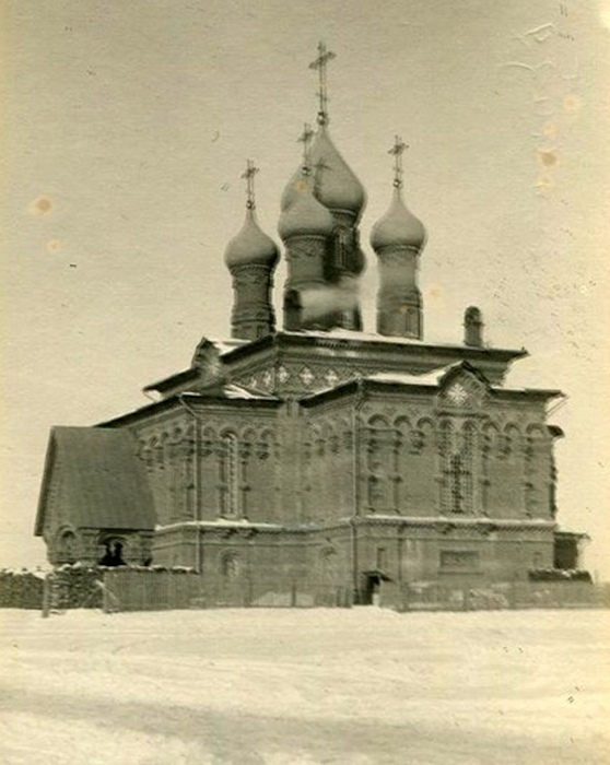 Хабаровская Алексеевская церковь Благовещенской духовной консистории.