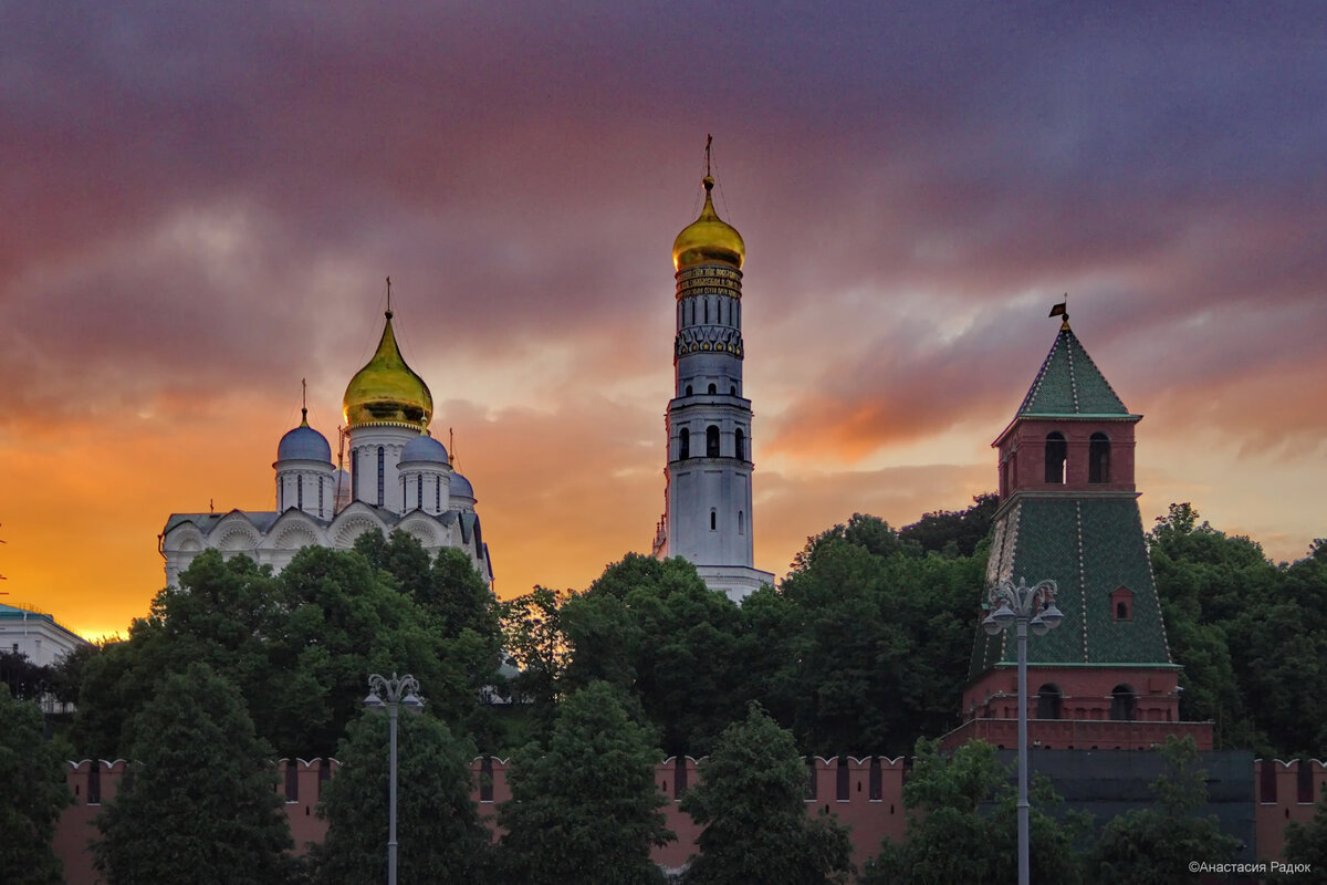 Cathedral Bell Tower with Prechistinsky Astrakhan