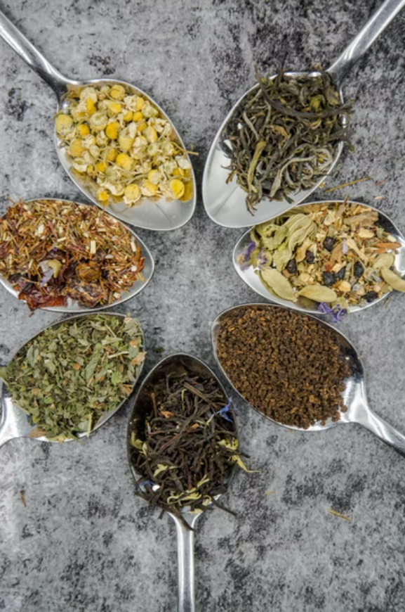 Многие травы оказывают гепатотоксическое действие, т.е. повреждают гепатоциты — основные клетки печени.