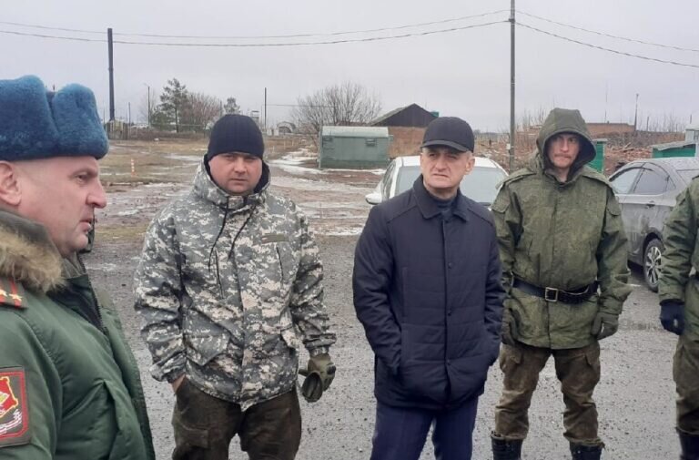    Главы районов Оренбуржья навещают мобилизованных земляков в военных частях Елена Шкатова