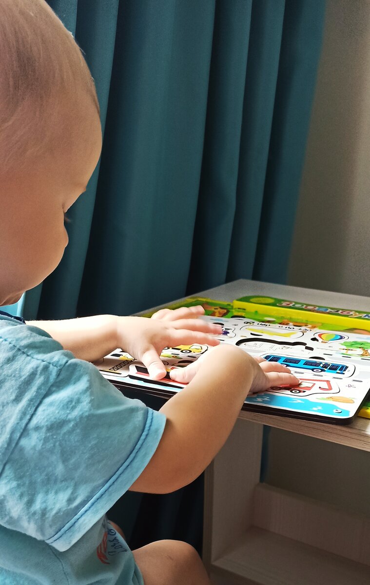 Сын занят важным делом