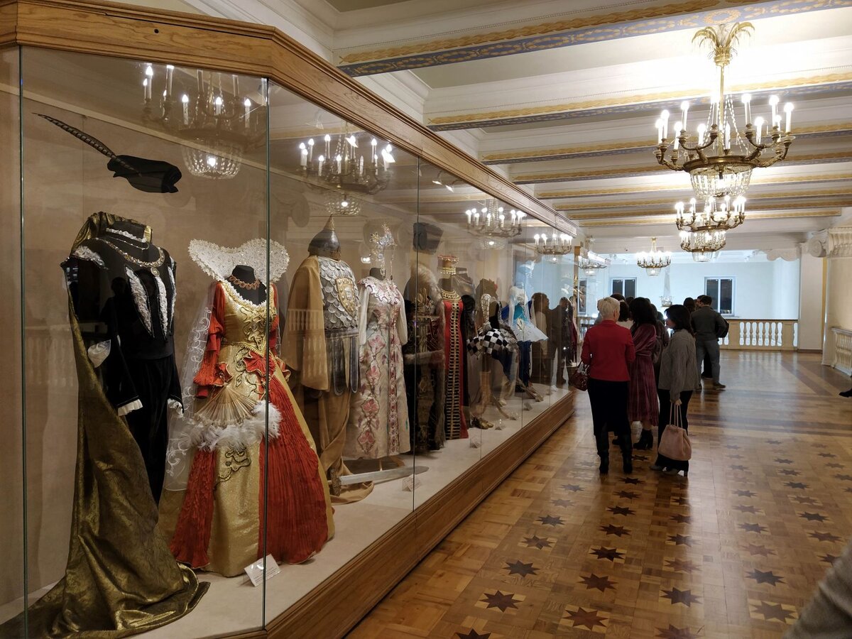 Костюмы произвели на меня впечатление! (Смотри галерею)