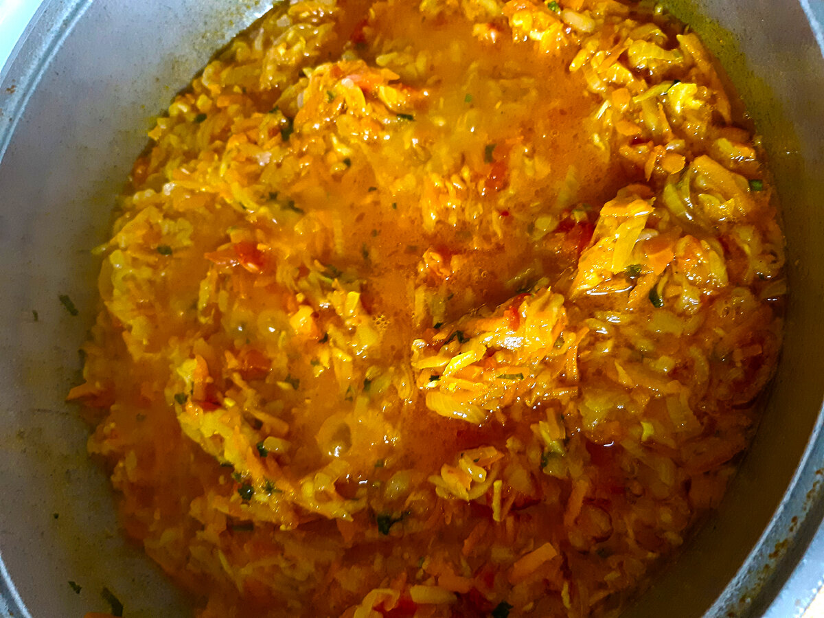 Добавила зелени и пряностей