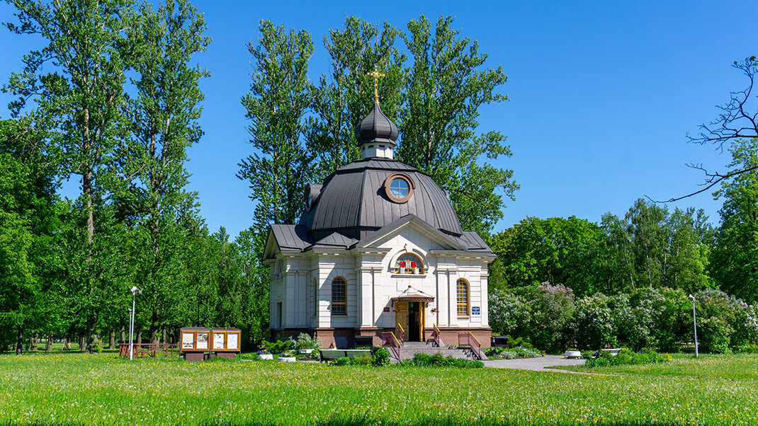 храм в парке победы в санкт-петербурге. храм часовня московский парк победы. храм всех святых в парке победы. храм всех святых в парке победы. часовня в парке победы спб.