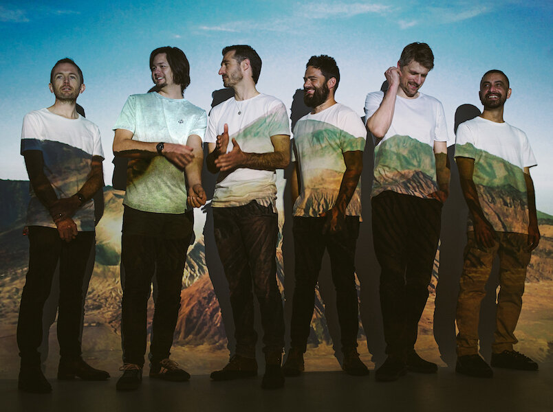 Основной состав группы The Cat Empire.