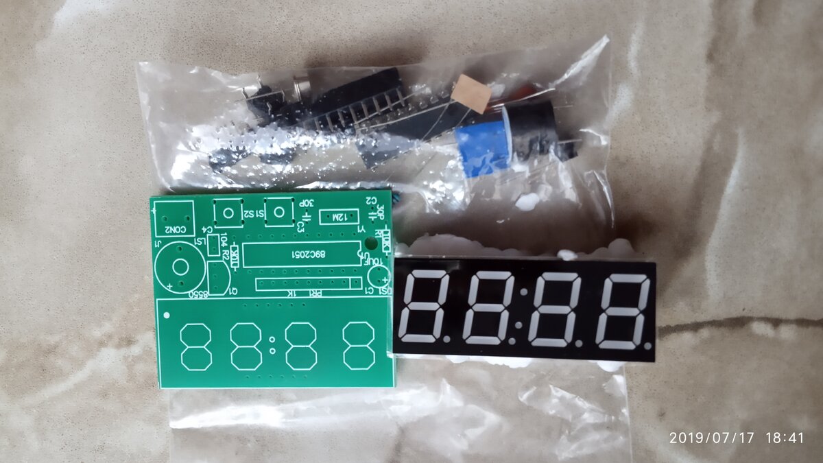 Радиоконструктор "Часы"