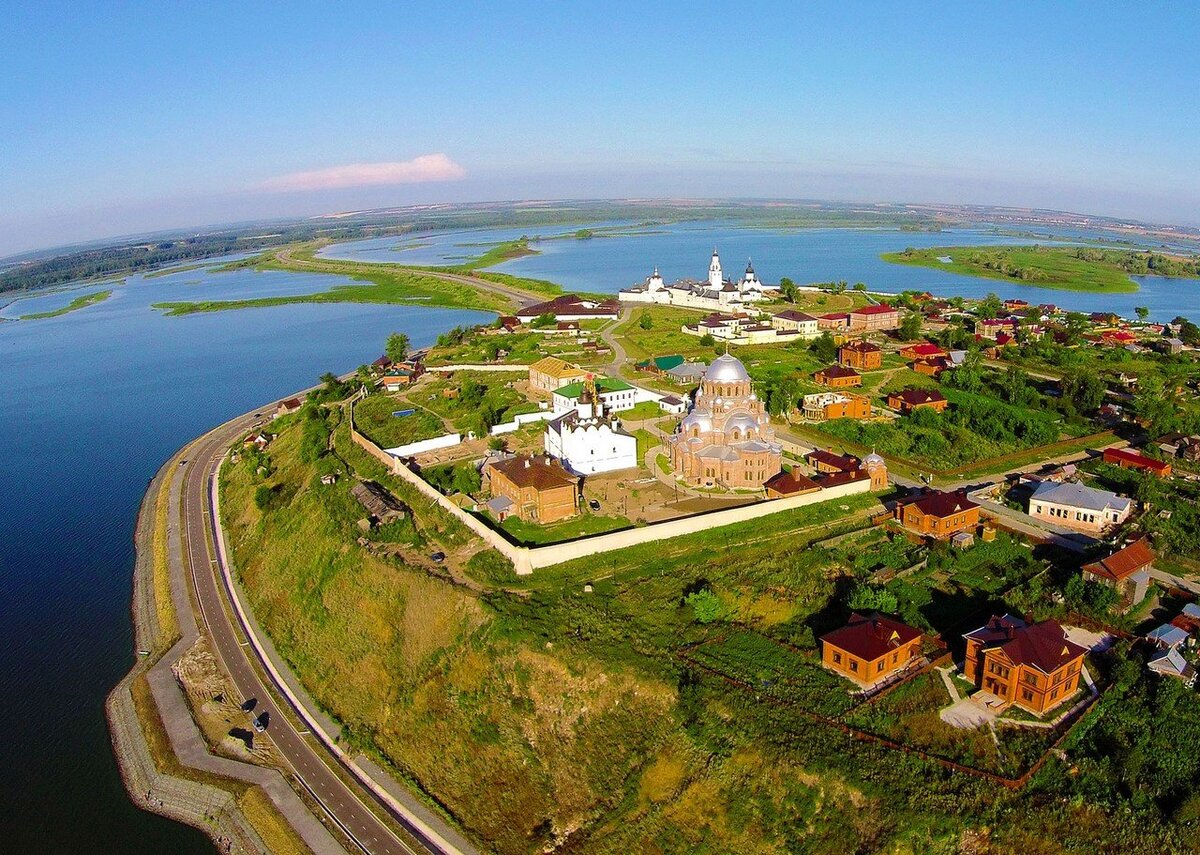 С высоты ещё красивее 