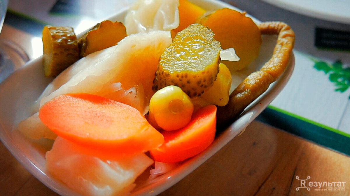 Мой клиент смог быстро наладить продажи "неходовых" услуг. И всё благодаря трём вещам. Дочитав до конца, вы узнаете рецепт, как продавать больше и увеличить средний чек. 