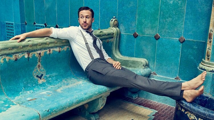 Актер Райан Гослинг во время фотосессии для журнала GQ в купальне Геллерт