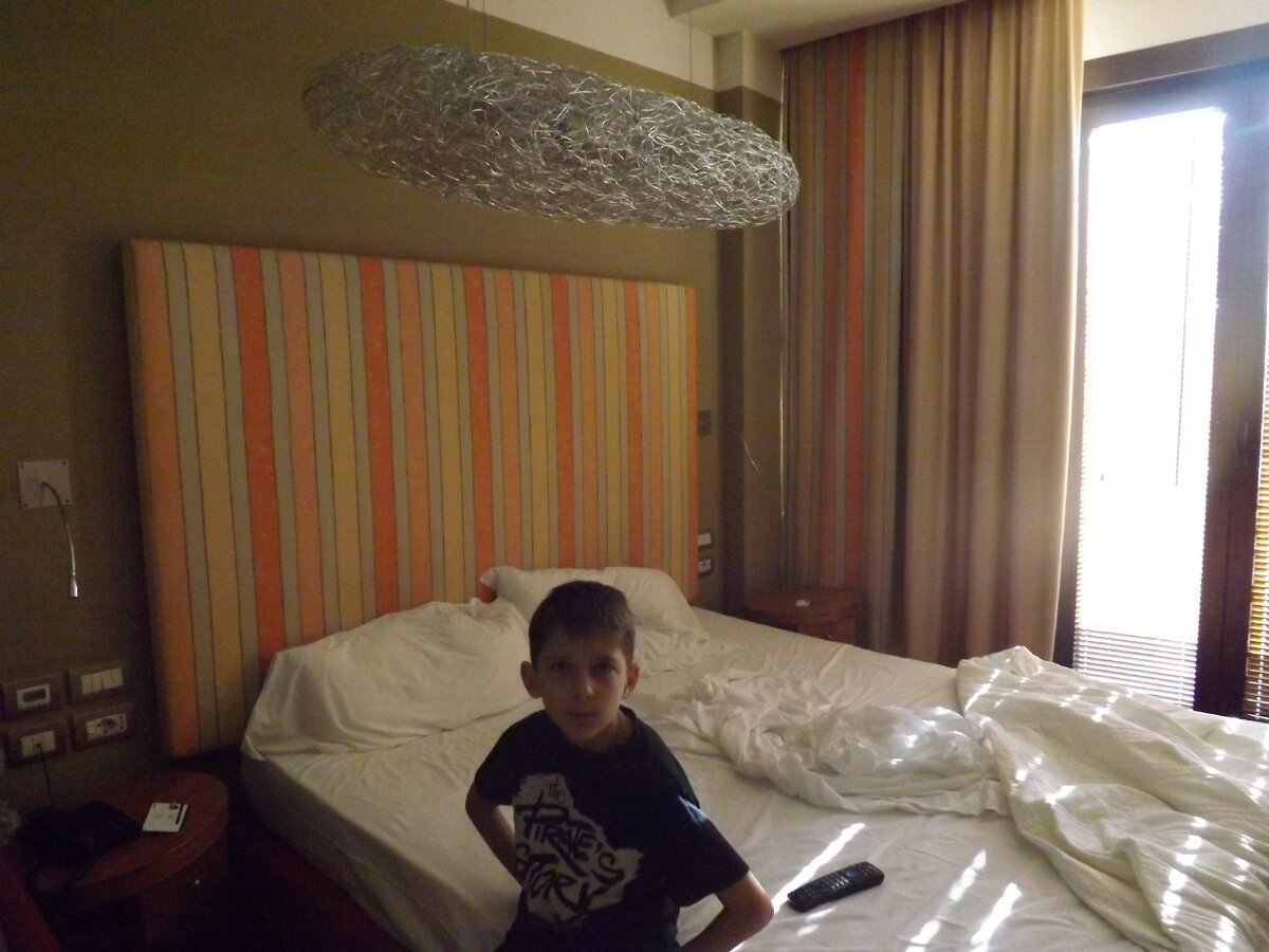 И так выглядит номер вживую