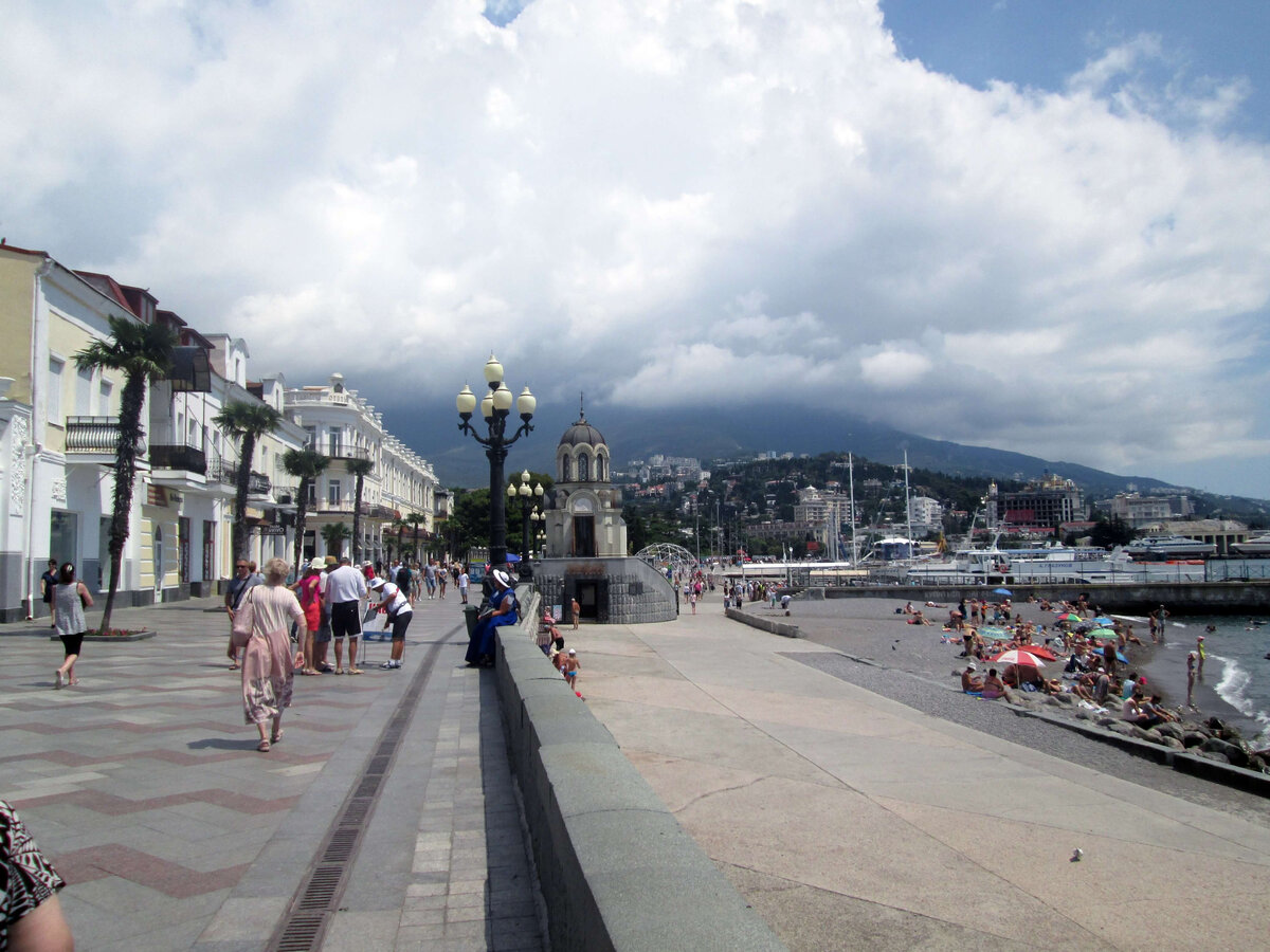 Набережная Ялты