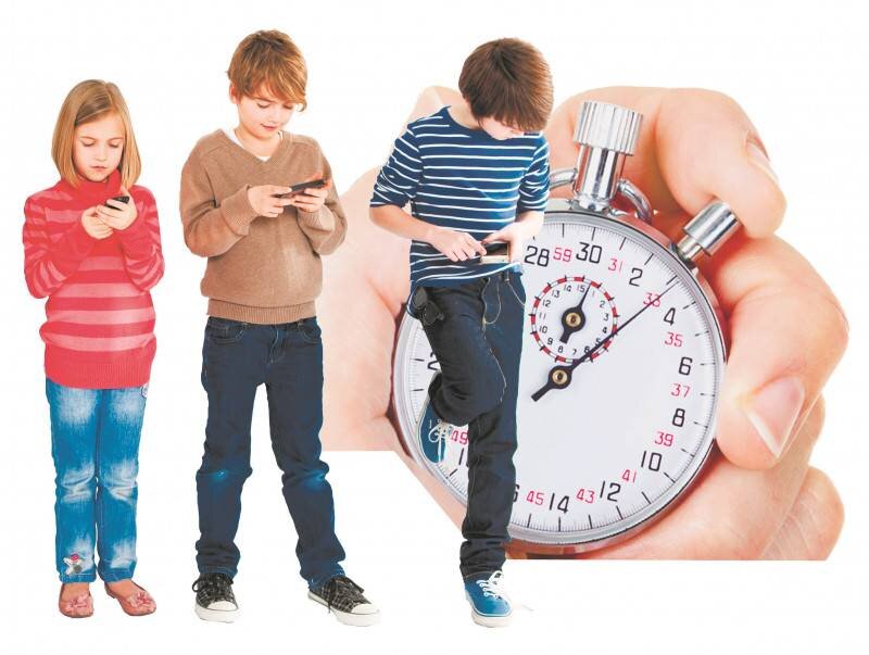 Сколько времени можно детям сидеть в телефоне. Гаджетомания. Дети времени. Гаджеты в современной жизни подростка. Часы для подростка.