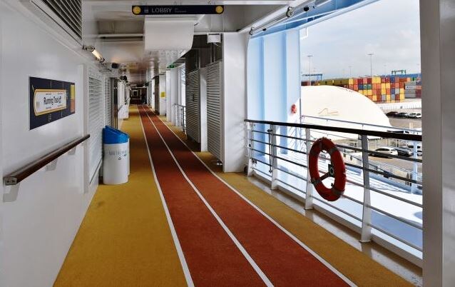 беговая дорожка на 5 палубе