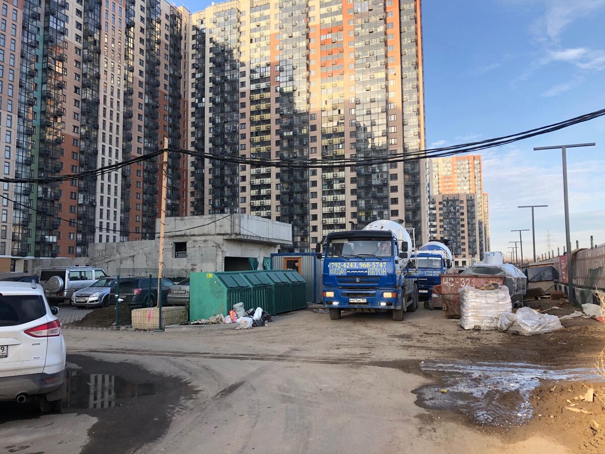 кажется, что стройка тут будет вечной