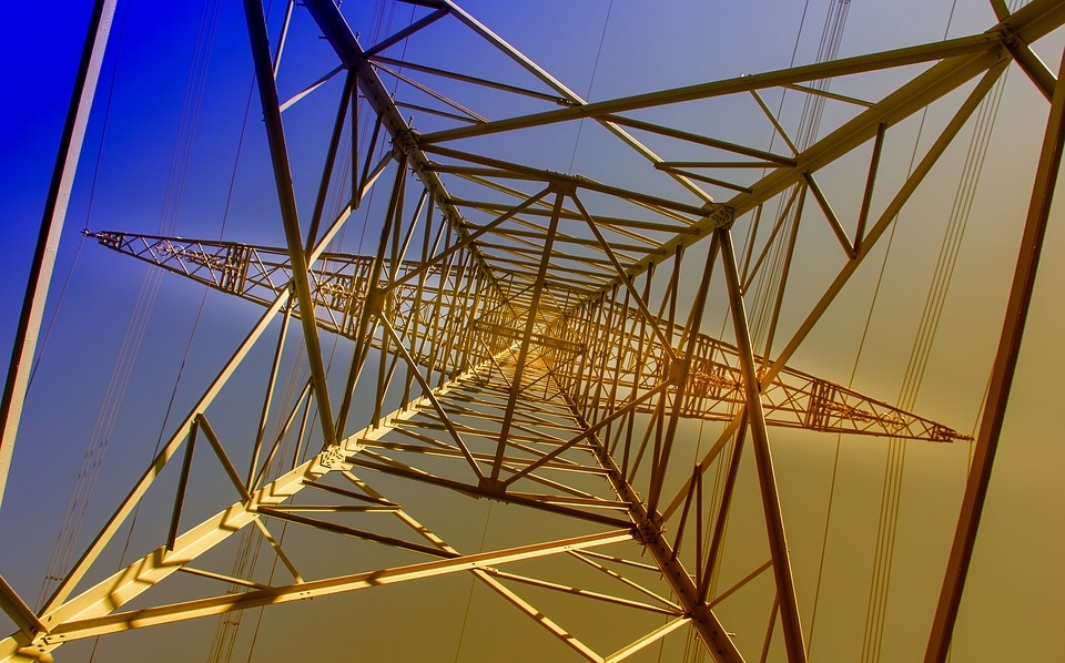 https://pixabay.com/photos/steel-strommast-structure-3387882/